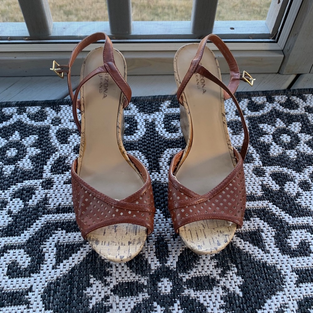 Arizona Jean Wedges